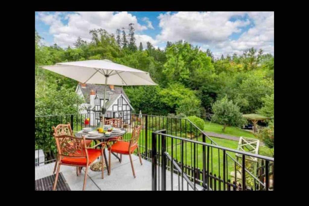 Tank Barn At Brook House, Nestled In The Welsh Hills, A Delightful Retreat Villa Welshpool Eksteriør bilde