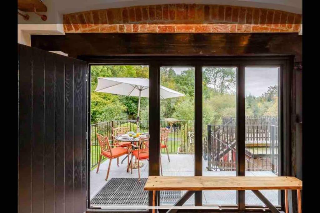 Tank Barn At Brook House, Nestled In The Welsh Hills, A Delightful Retreat Villa Welshpool Eksteriør bilde